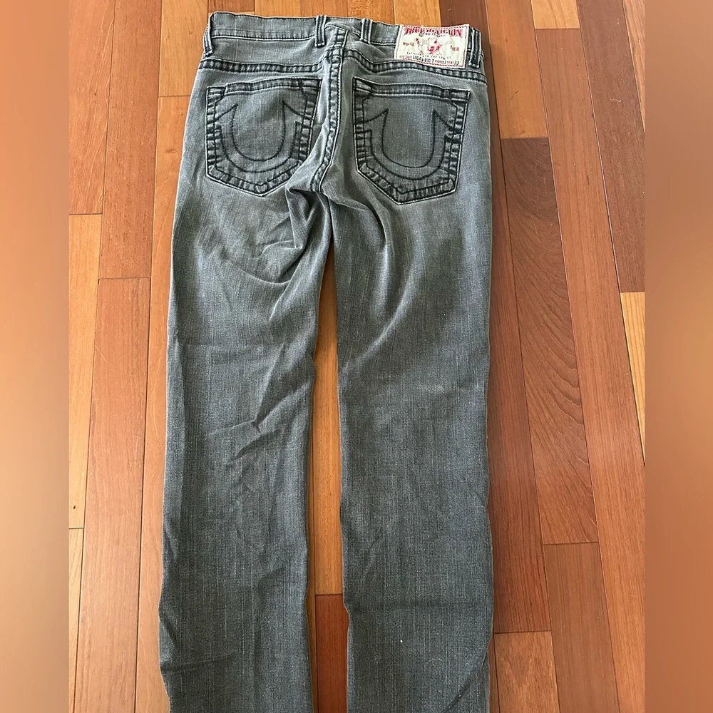 True Religion Jeans 33”x33”